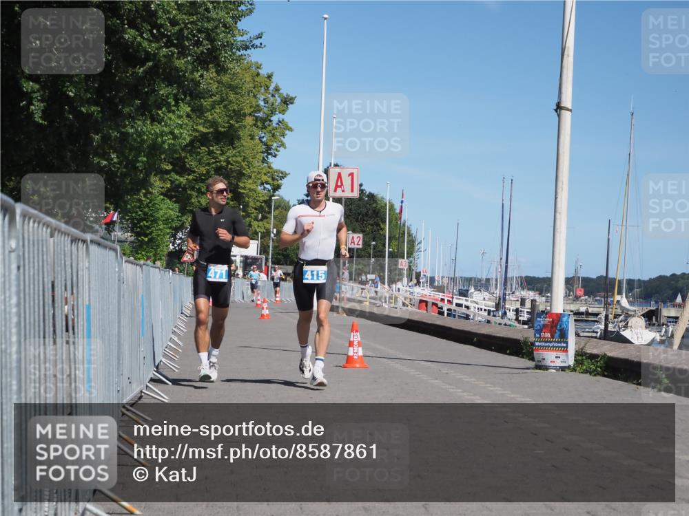 17.08.2025 - KN Förde Triathlon 2025 KatJ http://msf.ph/oto/8587861 17.08.2025 13:31:29 Laufen 415, 471 meine-sportfotos.de