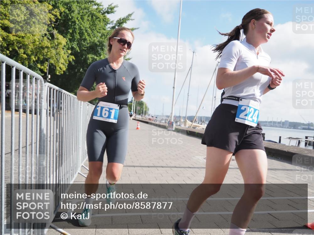 17.08.2025 - KN Förde Triathlon 2025 KatJ http://msf.ph/oto/8587877 17.08.2025 10:13:32 Laufen 161, 181, 224 meine-sportfotos.de