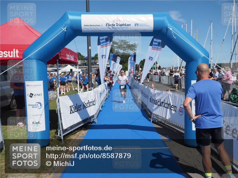 17.08.2025 - KN Förde Triathlon 2025 MichiJ http://msf.ph/oto/8587879 17.08.2025 13:42:42 Laufen 415, 419 meine-sportfotos.de