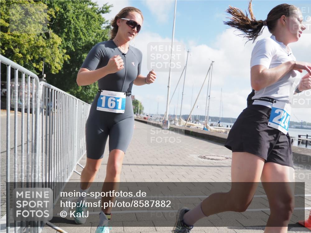 17.08.2025 - KN Förde Triathlon 2025 KatJ http://msf.ph/oto/8587882 17.08.2025 10:13:32 Laufen 161, 181, 224 meine-sportfotos.de