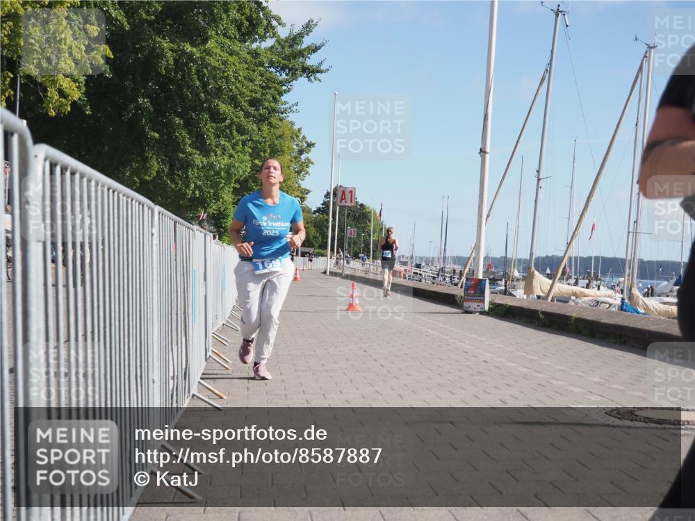 17.08.2025 - KN Förde Triathlon 2025 KatJ http://msf.ph/oto/8587887 17.08.2025 10:38:14 Laufen 169, 196 meine-sportfotos.de