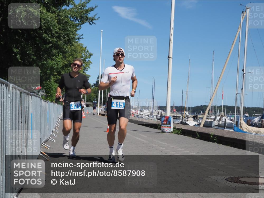 17.08.2025 - KN Förde Triathlon 2025 KatJ http://msf.ph/oto/8587908 17.08.2025 13:31:31 Laufen 415, 446, 471 meine-sportfotos.de