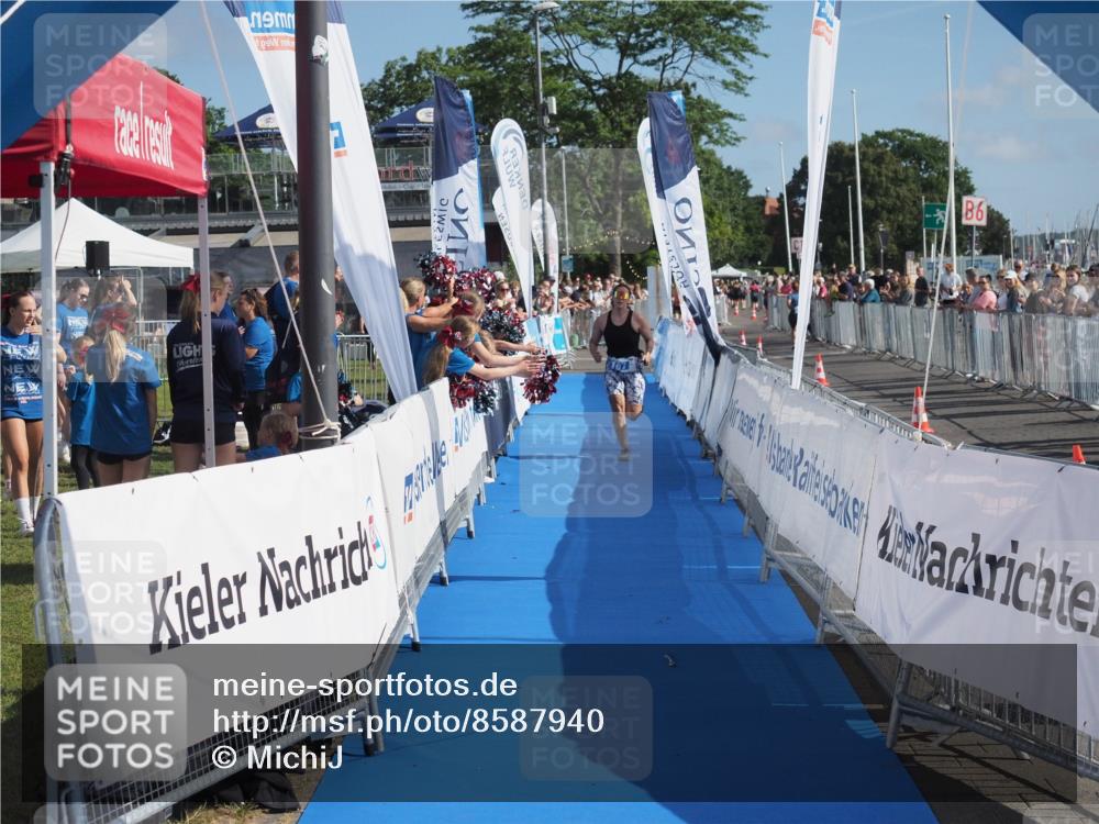 17.08.2025 - KN Förde Triathlon 2025 MichiJ http://msf.ph/oto/8587940 17.08.2025 10:28:44 Laufen 107 meine-sportfotos.de