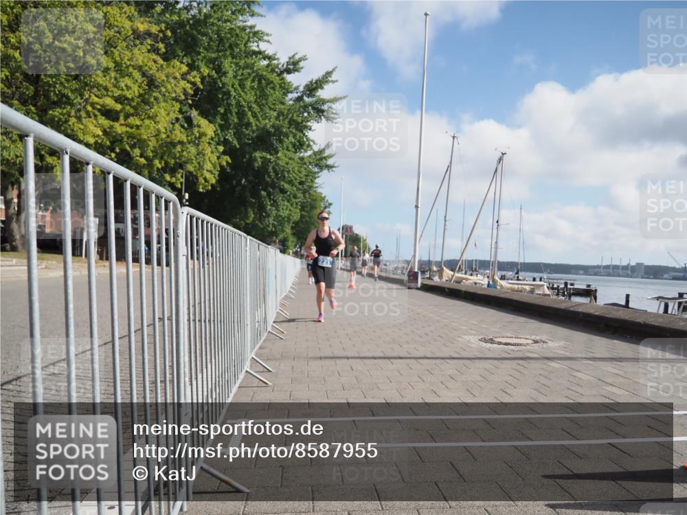 17.08.2025 - KN Förde Triathlon 2025 KatJ http://msf.ph/oto/8587955 17.08.2025 10:13:43 Laufen 137, 221 meine-sportfotos.de