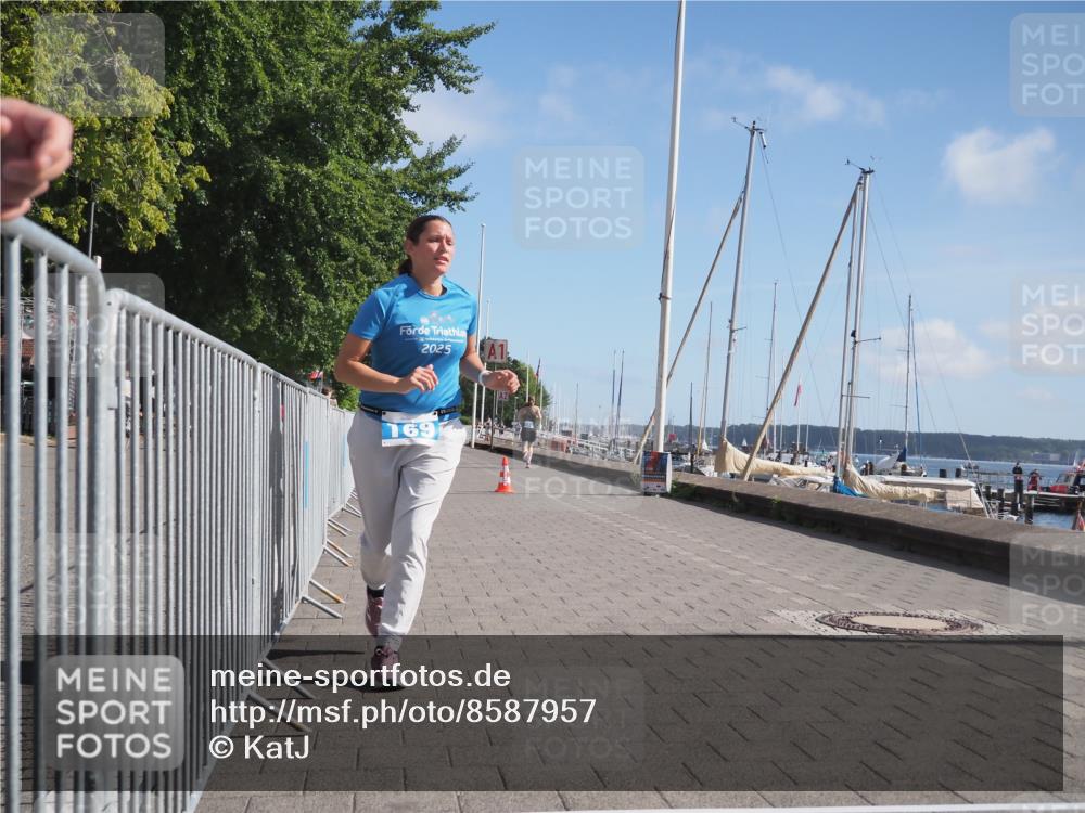 17.08.2025 - KN Förde Triathlon 2025 KatJ http://msf.ph/oto/8587957 17.08.2025 10:38:15 Laufen 169, 196 meine-sportfotos.de