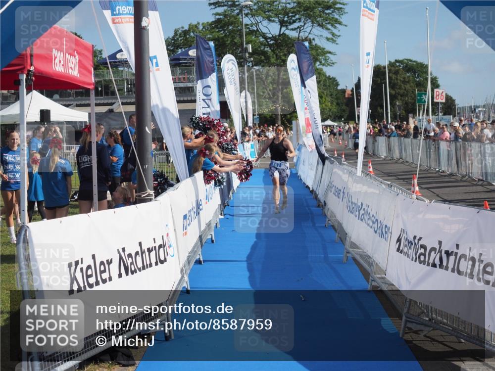 17.08.2025 - KN Förde Triathlon 2025 MichiJ http://msf.ph/oto/8587959 17.08.2025 10:28:44 Laufen 107 meine-sportfotos.de