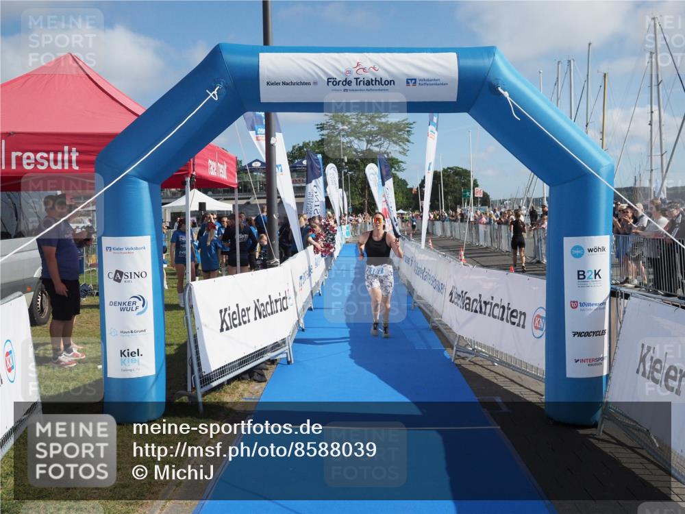17.08.2025 - KN Förde Triathlon 2025 MichiJ http://msf.ph/oto/8588039 17.08.2025 10:28:47 Laufen 107 meine-sportfotos.de