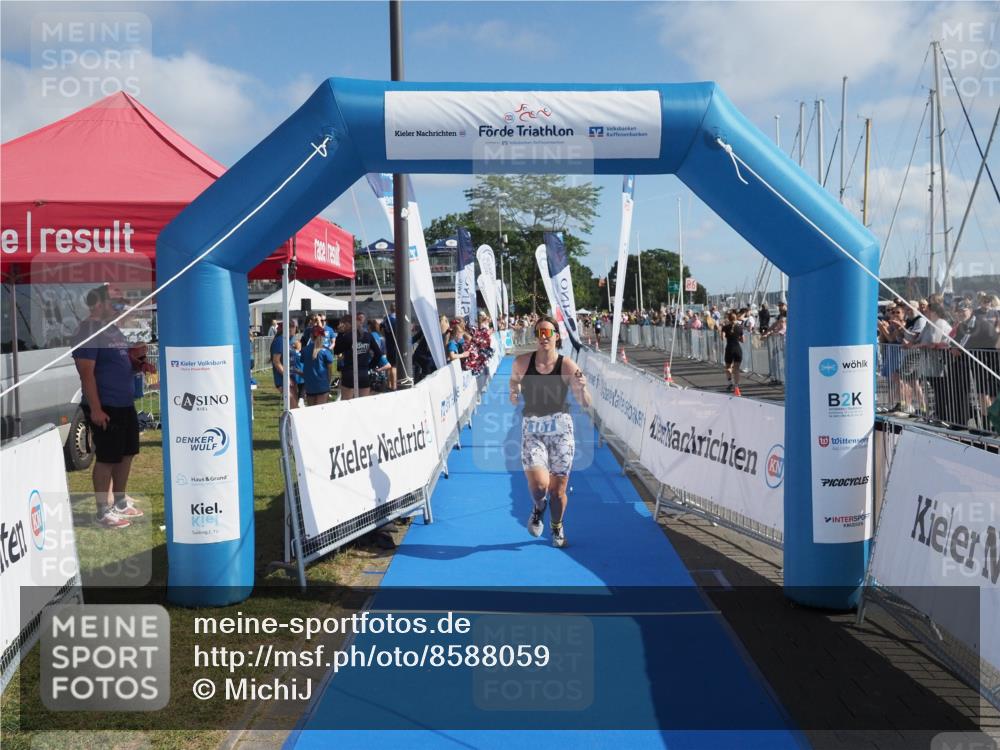 17.08.2025 - KN Förde Triathlon 2025 MichiJ http://msf.ph/oto/8588059 17.08.2025 10:28:47 Laufen 107 meine-sportfotos.de