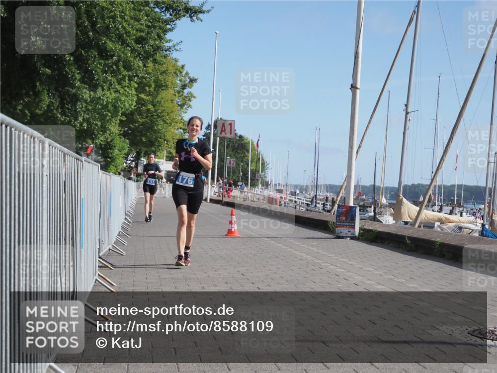 17.08.2025 - KN Förde Triathlon 2025 KatJ http://msf.ph/oto/8588109 17.08.2025 10:38:42 Laufen 131, 163, 176 meine-sportfotos.de
