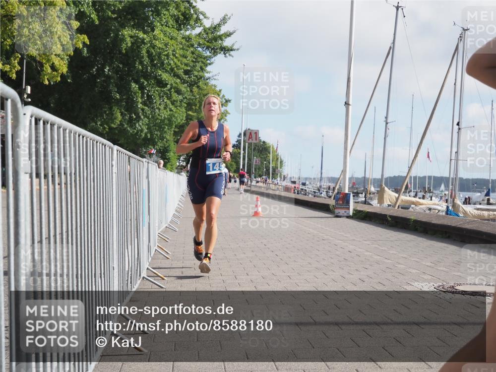 17.08.2025 - KN Förde Triathlon 2025 KatJ http://msf.ph/oto/8588180 17.08.2025 10:14:10 Laufen 145, 254 meine-sportfotos.de