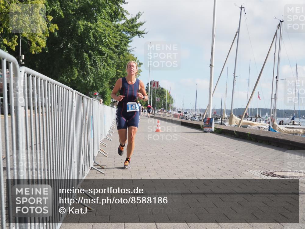 17.08.2025 - KN Förde Triathlon 2025 KatJ http://msf.ph/oto/8588186 17.08.2025 10:14:11 Laufen 145, 166, 254 meine-sportfotos.de