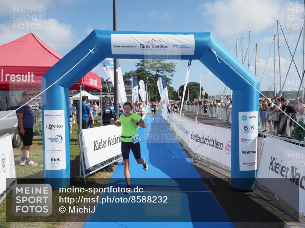 17.08.2025 - KN Förde Triathlon 2025 MichiJ http://msf.ph/oto/8588232 17.08.2025 10:29:12 Laufen 187 meine-sportfotos.de
