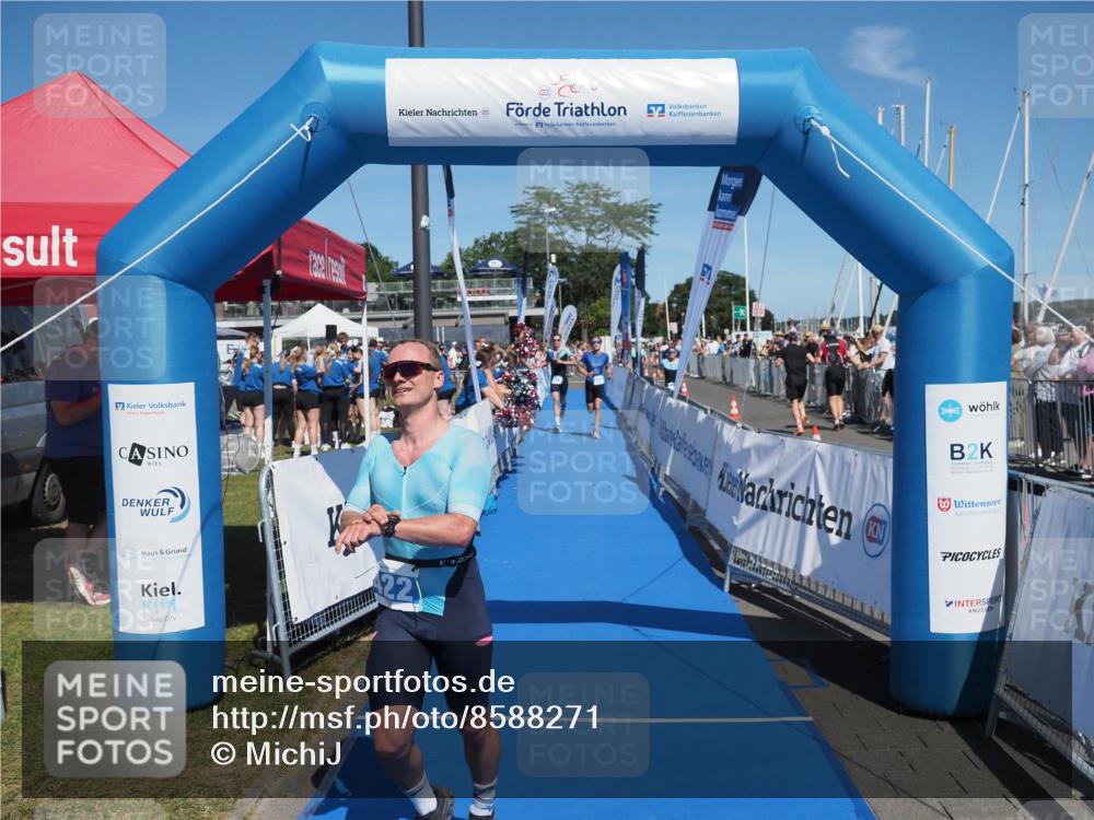 17.08.2025 - KN Förde Triathlon 2025 MichiJ http://msf.ph/oto/8588271 17.08.2025 13:44:25 Laufen 407, 413, 422, 433 meine-sportfotos.de