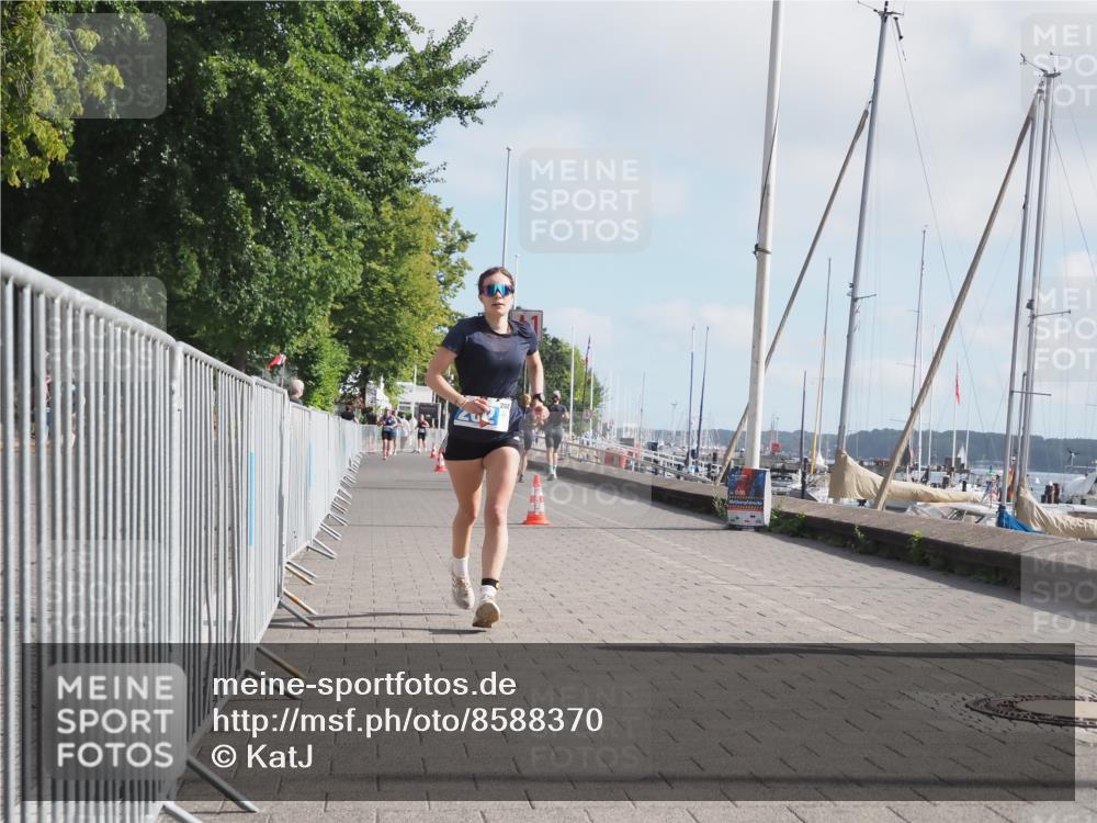 17.08.2025 - KN Förde Triathlon 2025 KatJ http://msf.ph/oto/8588370 17.08.2025 10:14:24 Laufen 202 meine-sportfotos.de