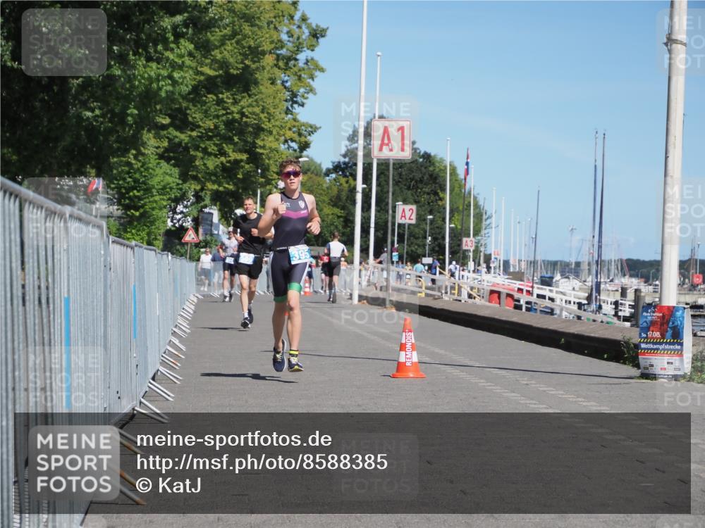 17.08.2025 - KN Förde Triathlon 2025 KatJ http://msf.ph/oto/8588385 17.08.2025 13:32:29 Laufen 395 meine-sportfotos.de