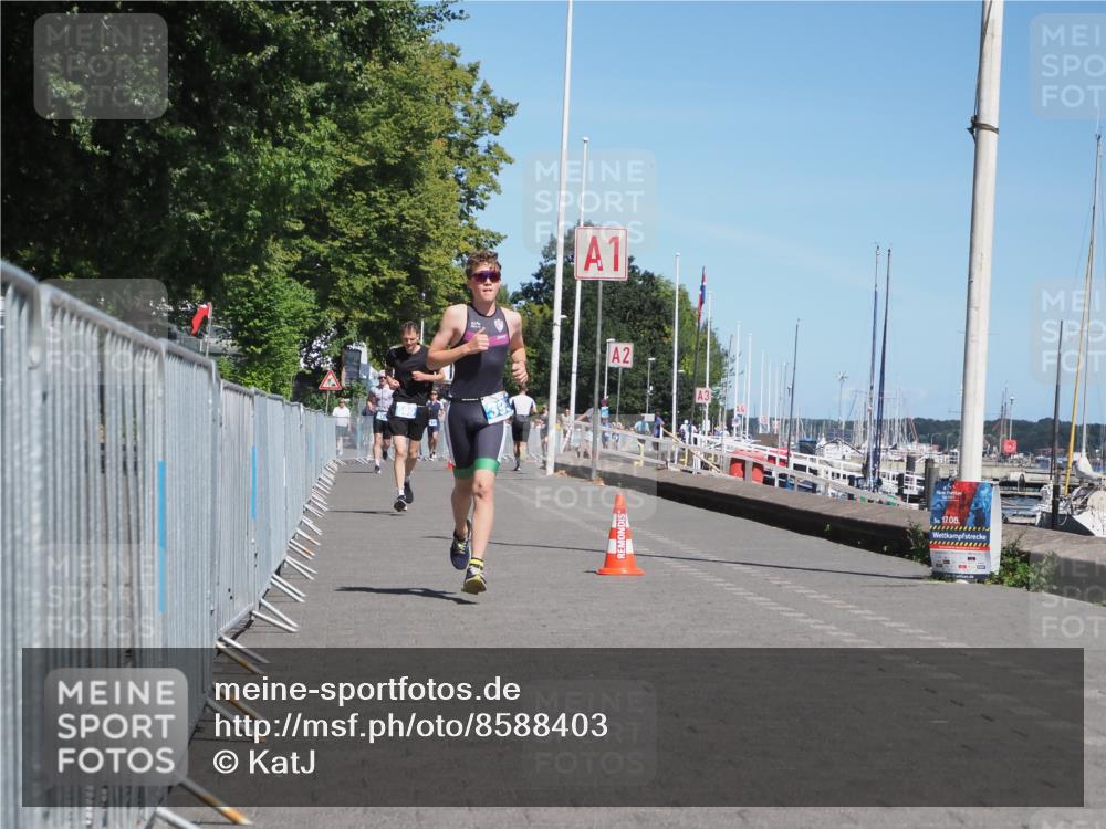 17.08.2025 - KN Förde Triathlon 2025 KatJ http://msf.ph/oto/8588403 17.08.2025 13:32:30 Laufen 395 meine-sportfotos.de