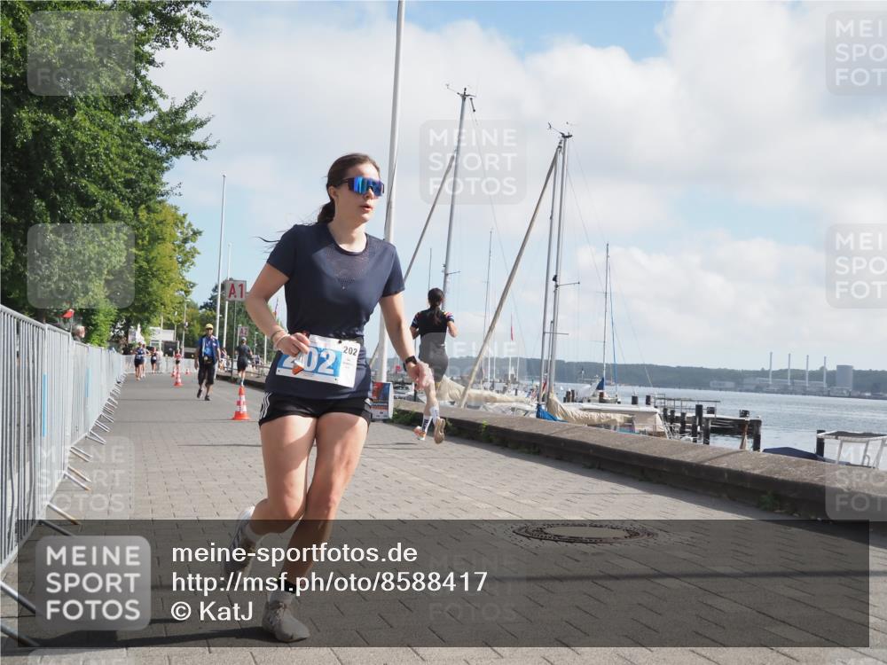 17.08.2025 - KN Förde Triathlon 2025 KatJ http://msf.ph/oto/8588417 17.08.2025 10:14:26 Laufen 202 meine-sportfotos.de