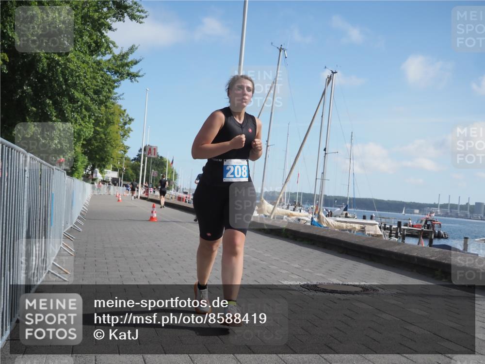 17.08.2025 - KN Förde Triathlon 2025 KatJ http://msf.ph/oto/8588419 17.08.2025 10:39:00 Laufen 208 meine-sportfotos.de