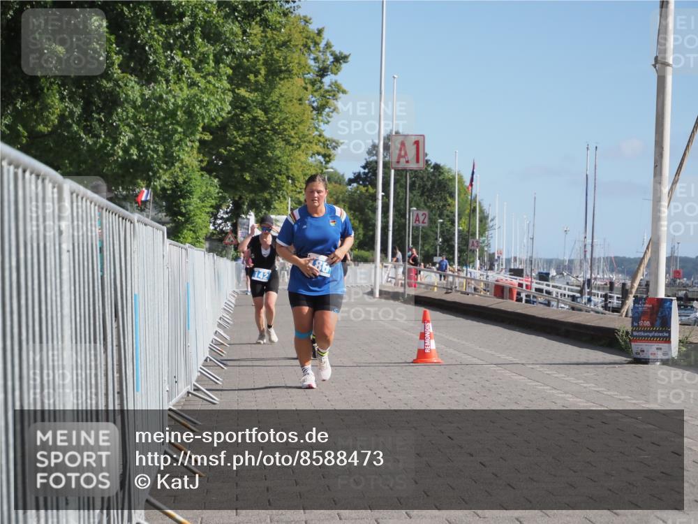 17.08.2025 - KN Förde Triathlon 2025 KatJ http://msf.ph/oto/8588473 17.08.2025 10:39:34 Laufen 142, 156, 186 meine-sportfotos.de