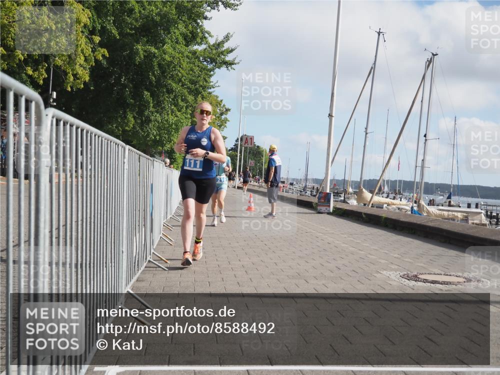 17.08.2025 - KN Förde Triathlon 2025 KatJ http://msf.ph/oto/8588492 17.08.2025 10:14:39 Laufen 111, 119, 216 meine-sportfotos.de