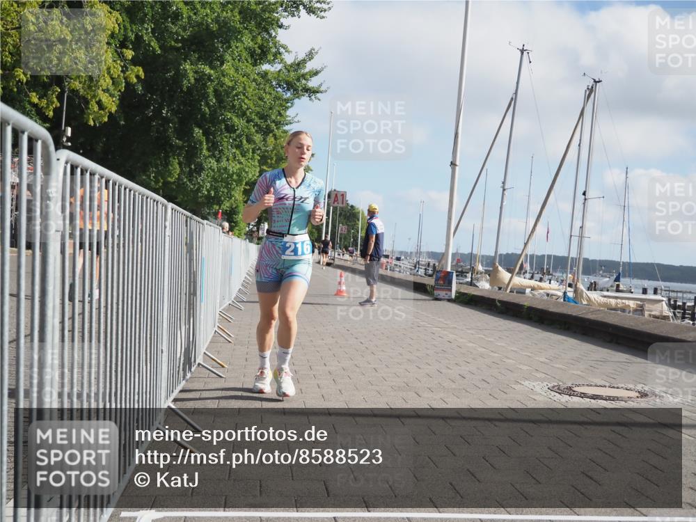 17.08.2025 - KN Förde Triathlon 2025 KatJ http://msf.ph/oto/8588523 17.08.2025 10:14:41 Laufen 111, 119, 216, 223 meine-sportfotos.de