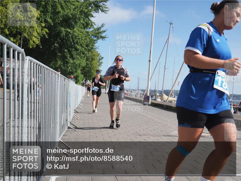 17.08.2025 - KN Förde Triathlon 2025 KatJ http://msf.ph/oto/8588540 17.08.2025 10:39:40 Laufen 142, 156, 186 meine-sportfotos.de