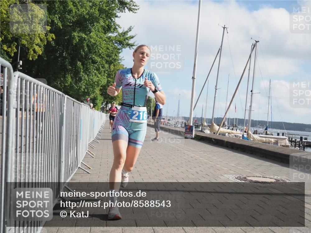 17.08.2025 - KN Förde Triathlon 2025 KatJ http://msf.ph/oto/8588543 17.08.2025 10:14:42 Laufen 111, 119, 216, 223 meine-sportfotos.de