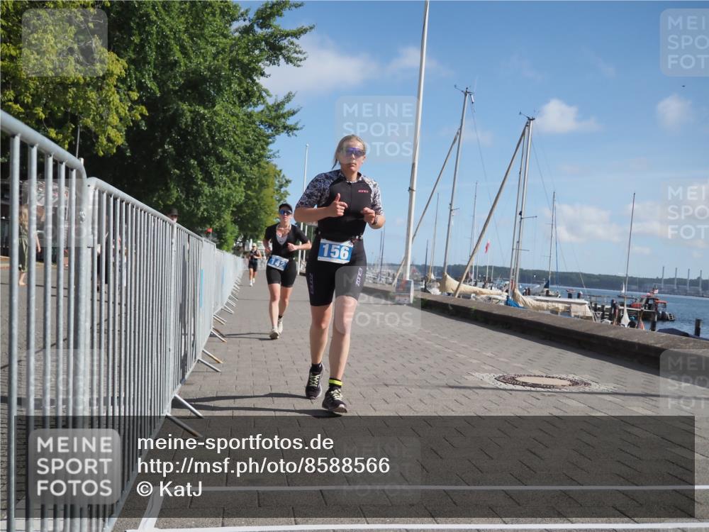17.08.2025 - KN Förde Triathlon 2025 KatJ http://msf.ph/oto/8588566 17.08.2025 10:39:41 Laufen 142, 156, 159, 186 meine-sportfotos.de