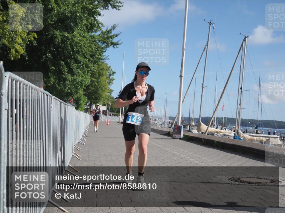 17.08.2025 - KN Förde Triathlon 2025 KatJ http://msf.ph/oto/8588610 17.08.2025 10:39:43 Laufen 142, 156, 159 meine-sportfotos.de