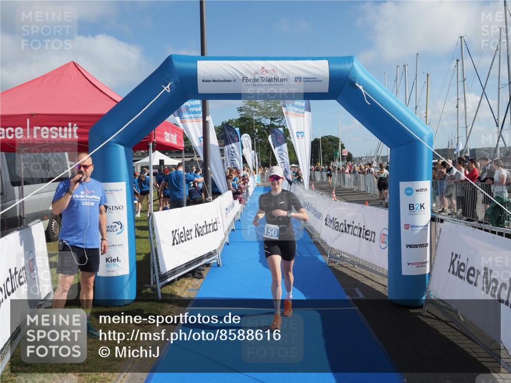 17.08.2025 - KN Förde Triathlon 2025 MichiJ http://msf.ph/oto/8588616 17.08.2025 10:29:36 Laufen 150 meine-sportfotos.de