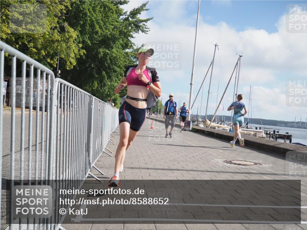 17.08.2025 - KN Förde Triathlon 2025 KatJ http://msf.ph/oto/8588652 17.08.2025 10:14:47 Laufen 114, 119, 223 meine-sportfotos.de
