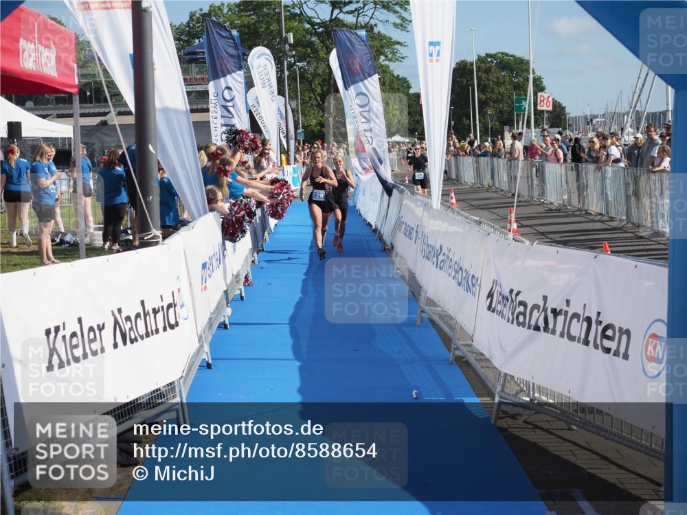 17.08.2025 - KN Förde Triathlon 2025 MichiJ http://msf.ph/oto/8588654 17.08.2025 10:30:50 Laufen 128, 204 meine-sportfotos.de
