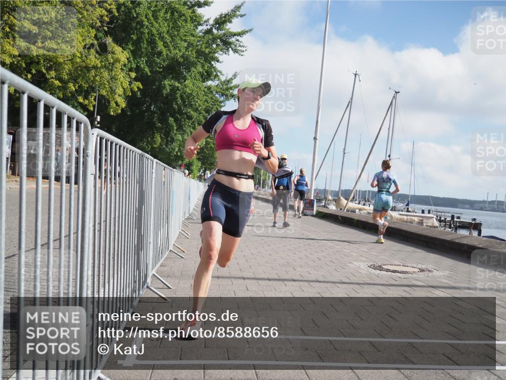 17.08.2025 - KN Förde Triathlon 2025 KatJ http://msf.ph/oto/8588656 17.08.2025 10:14:47 Laufen 114, 119, 223 meine-sportfotos.de