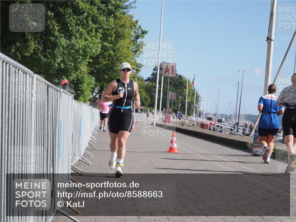 17.08.2025 - KN Förde Triathlon 2025 KatJ http://msf.ph/oto/8588663 17.08.2025 10:39:48 Laufen 159 meine-sportfotos.de