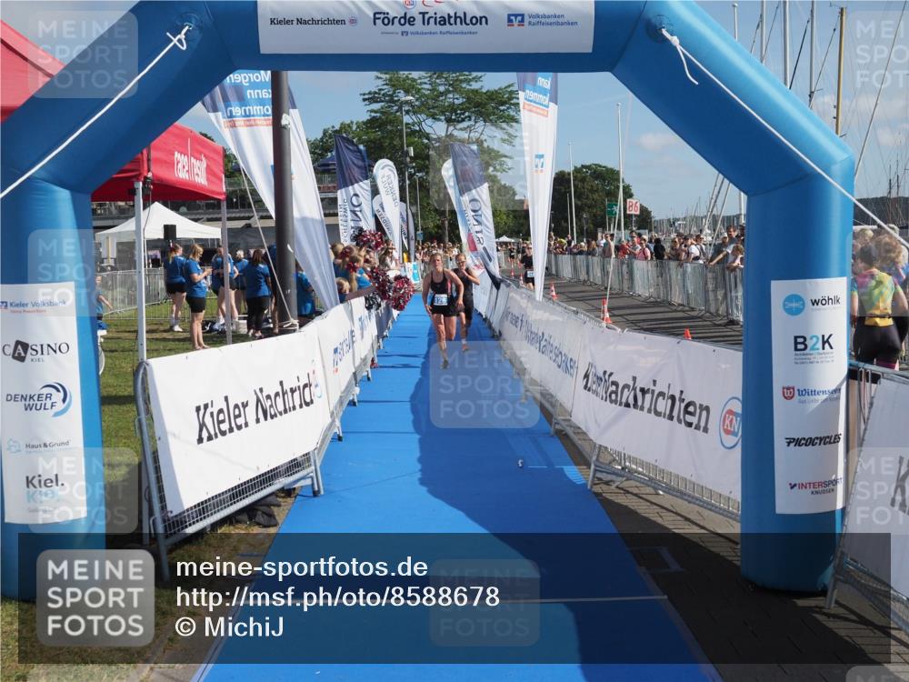 17.08.2025 - KN Förde Triathlon 2025 MichiJ http://msf.ph/oto/8588678 17.08.2025 10:30:51 Laufen 128, 204 meine-sportfotos.de