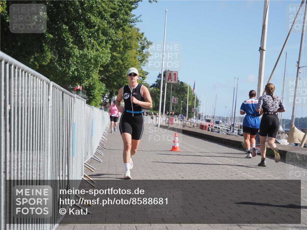 17.08.2025 - KN Förde Triathlon 2025 KatJ http://msf.ph/oto/8588681 17.08.2025 10:39:48 Laufen 159 meine-sportfotos.de
