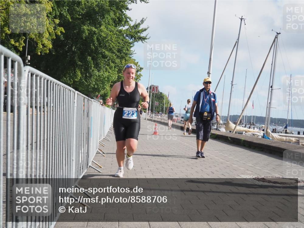17.08.2025 - KN Förde Triathlon 2025 KatJ http://msf.ph/oto/8588706 17.08.2025 10:14:50 Laufen 114, 119, 223 meine-sportfotos.de