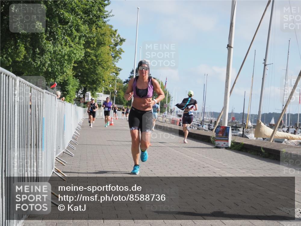 17.08.2025 - KN Förde Triathlon 2025 KatJ http://msf.ph/oto/8588736 17.08.2025 10:14:54 Laufen 114 meine-sportfotos.de