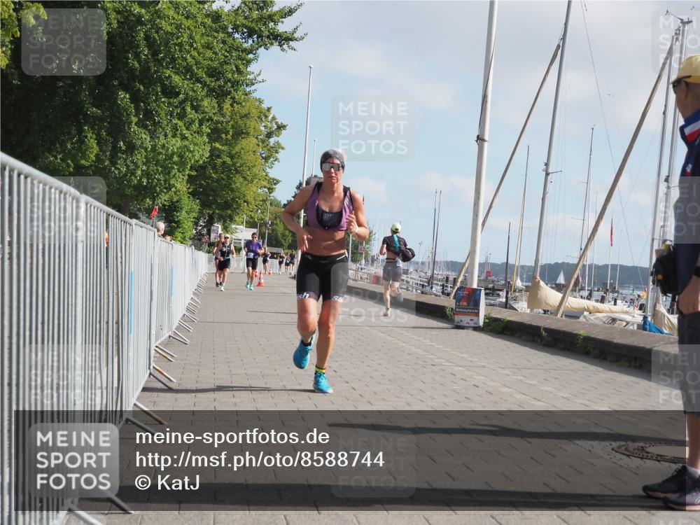 17.08.2025 - KN Förde Triathlon 2025 KatJ http://msf.ph/oto/8588744 17.08.2025 10:14:55 Laufen 114 meine-sportfotos.de
