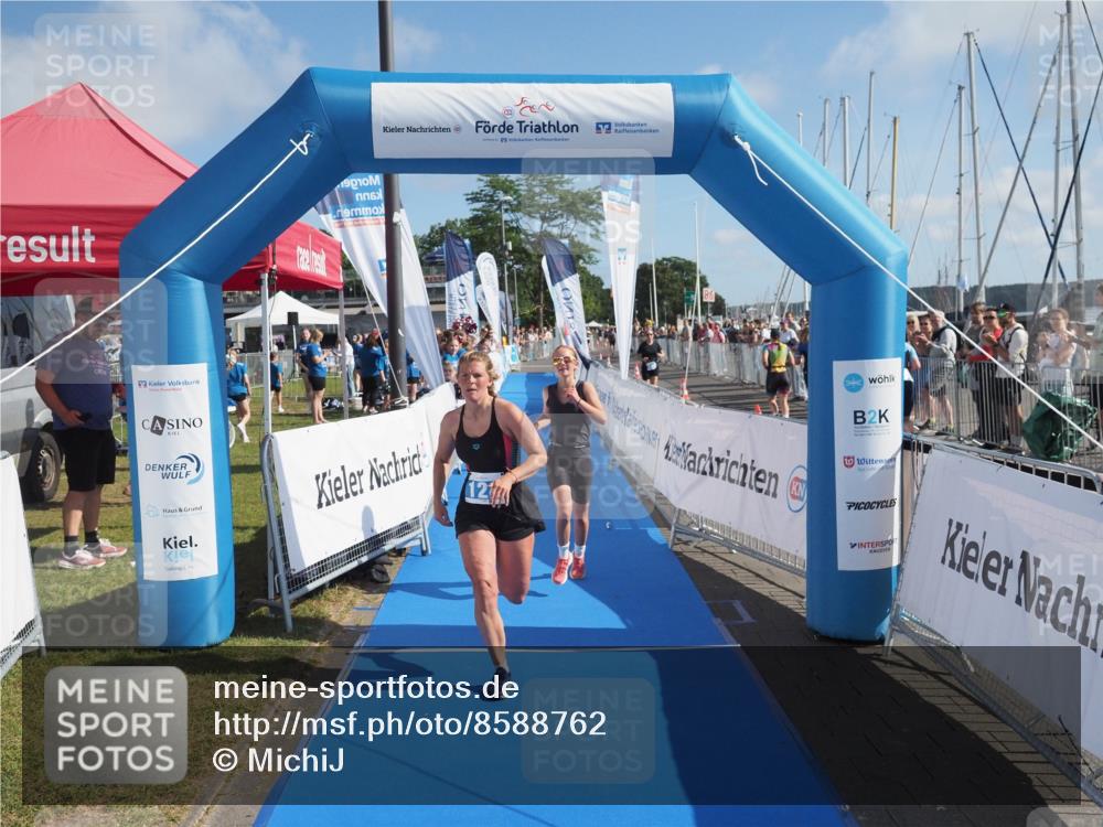 17.08.2025 - KN Förde Triathlon 2025 MichiJ http://msf.ph/oto/8588762 17.08.2025 10:30:53 Laufen 128, 204 meine-sportfotos.de