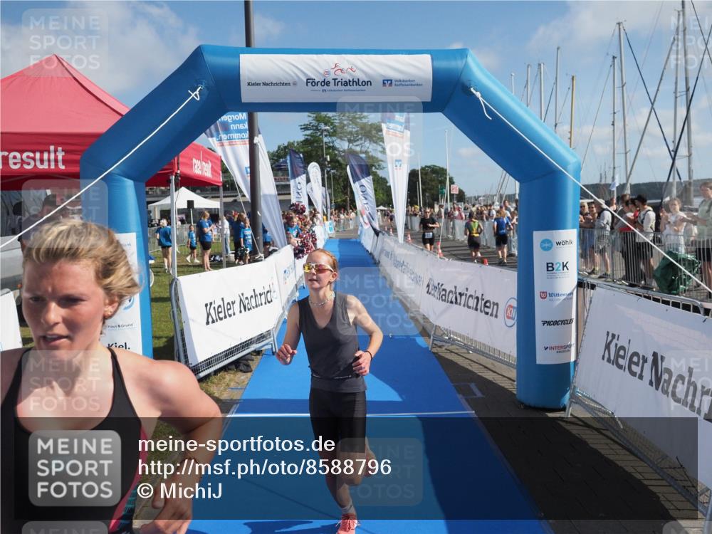 17.08.2025 - KN Förde Triathlon 2025 MichiJ http://msf.ph/oto/8588796 17.08.2025 10:30:54 Laufen 128, 204 meine-sportfotos.de