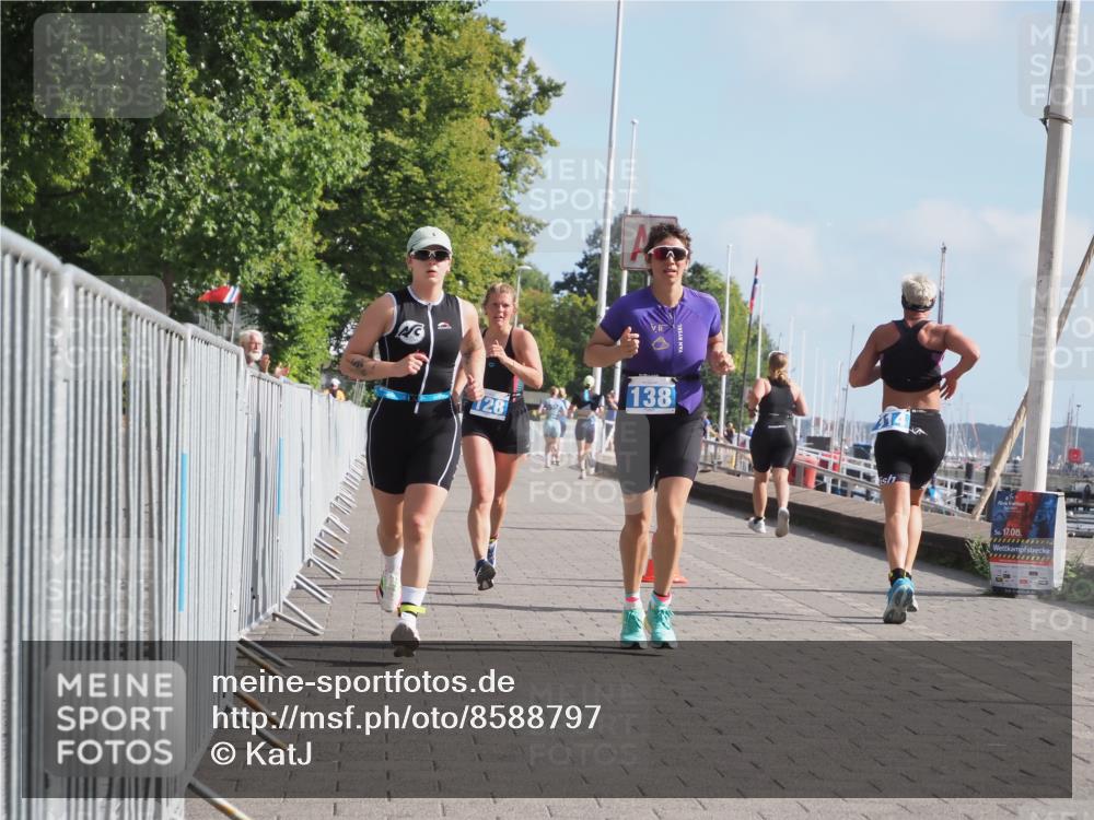 17.08.2025 - KN Förde Triathlon 2025 KatJ http://msf.ph/oto/8588797 17.08.2025 10:15:03 Laufen 128, 138, 159 meine-sportfotos.de