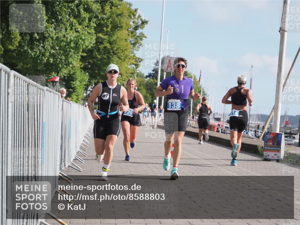 17.08.2025 - KN Förde Triathlon 2025 KatJ http://msf.ph/oto/8588803 17.08.2025 10:15:03 Laufen 128, 138, 159 meine-sportfotos.de