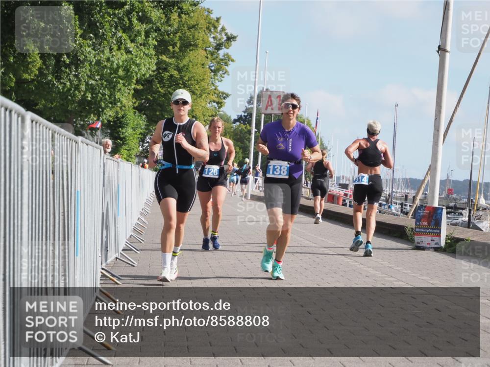 17.08.2025 - KN Förde Triathlon 2025 KatJ http://msf.ph/oto/8588808 17.08.2025 10:15:03 Laufen 128, 138, 159 meine-sportfotos.de