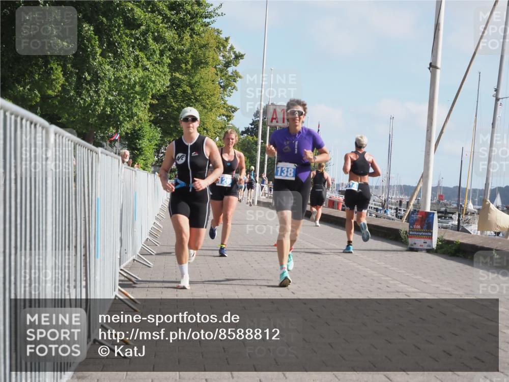17.08.2025 - KN Förde Triathlon 2025 KatJ http://msf.ph/oto/8588812 17.08.2025 10:15:03 Laufen 128, 138, 159 meine-sportfotos.de