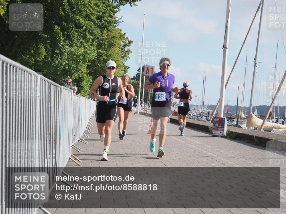 17.08.2025 - KN Förde Triathlon 2025 KatJ http://msf.ph/oto/8588818 17.08.2025 10:15:03 Laufen 128, 138, 159 meine-sportfotos.de