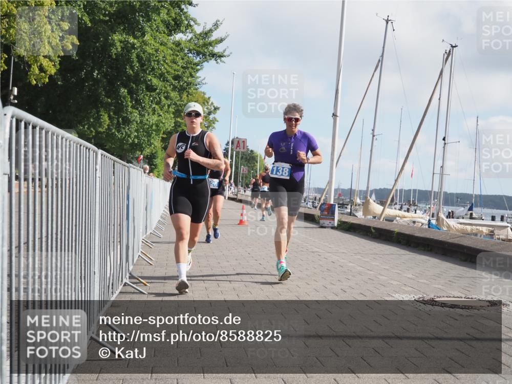 17.08.2025 - KN Förde Triathlon 2025 KatJ http://msf.ph/oto/8588825 17.08.2025 10:15:04 Laufen 128, 138, 159 meine-sportfotos.de