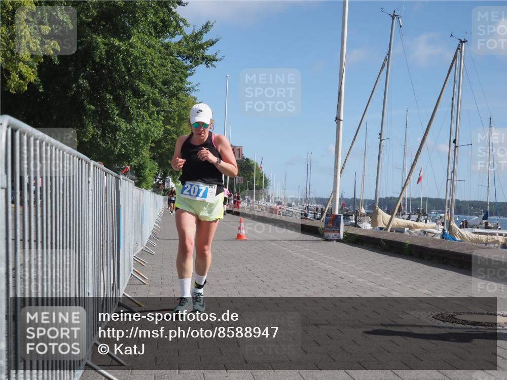 17.08.2025 - KN Förde Triathlon 2025 KatJ http://msf.ph/oto/8588947 17.08.2025 10:40:30 Laufen 207 meine-sportfotos.de