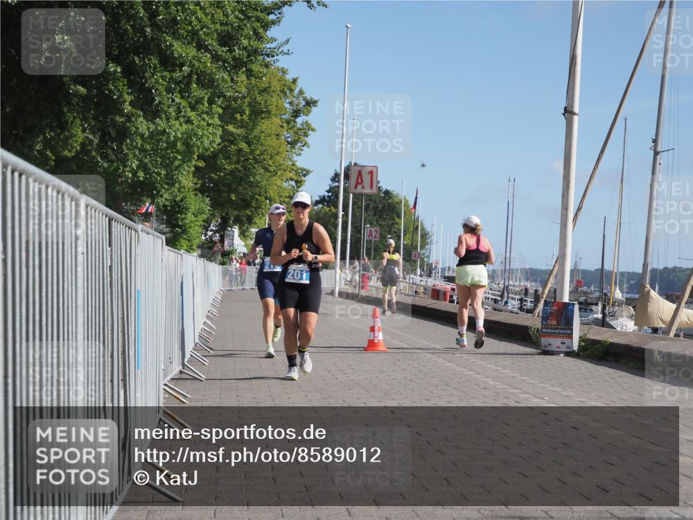 17.08.2025 - KN Förde Triathlon 2025 KatJ http://msf.ph/oto/8589012 17.08.2025 10:40:42 Laufen 201, 212 meine-sportfotos.de