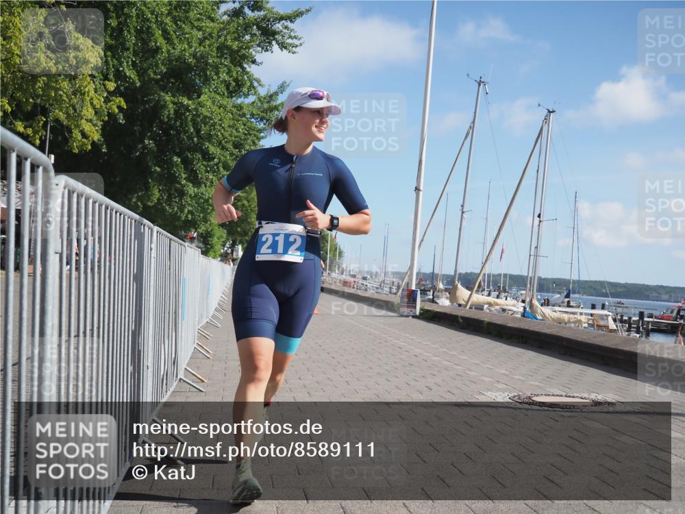 17.08.2025 - KN Förde Triathlon 2025 KatJ http://msf.ph/oto/8589111 17.08.2025 10:40:47 Laufen 201, 212 meine-sportfotos.de